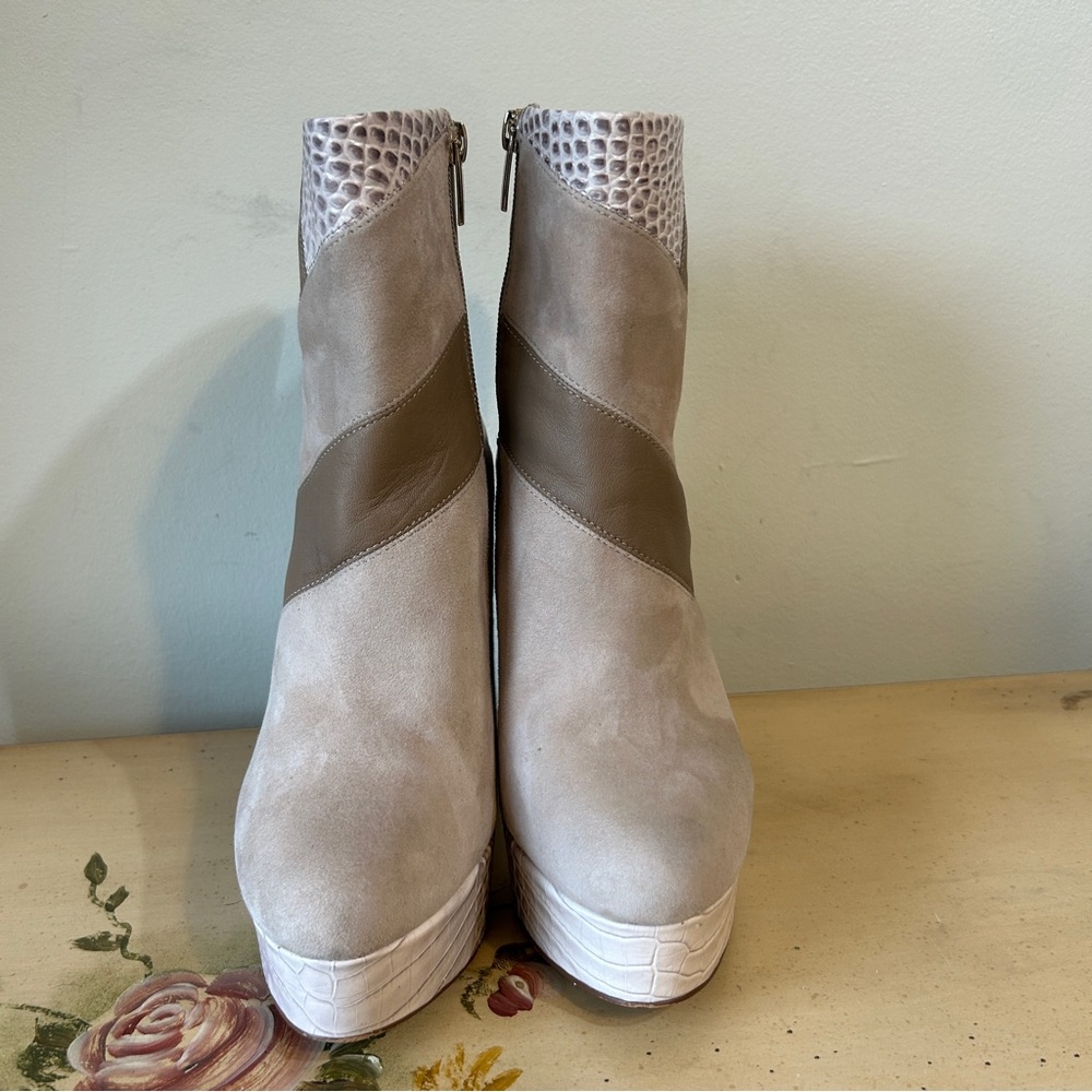 Vince Camuto Gilisama Boho Patchwork Tan White Suede Leather Platform Boots - Picture 8 of 17